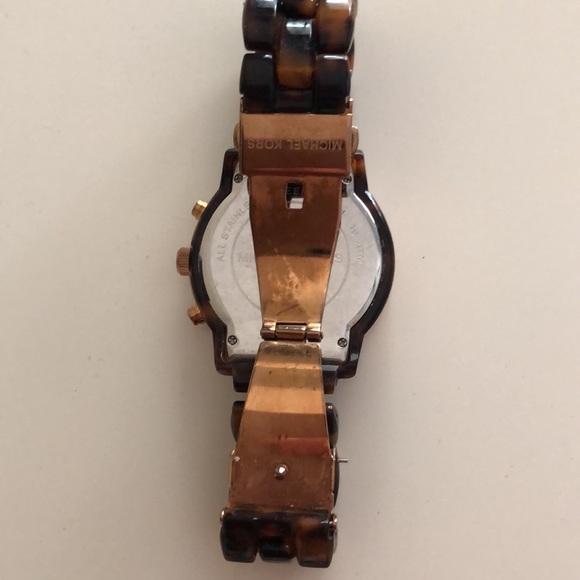 Michael Kors Watch - Picture 3 of 3